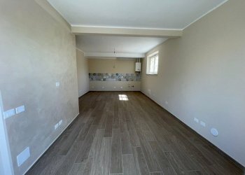 10532581-131f-404e-b80f-52bc368fa124 - One-room apartment Cascina - photo 7