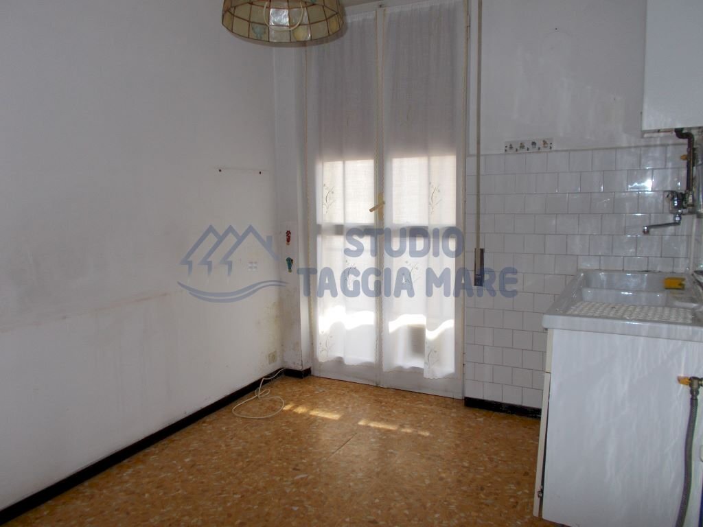 cucina (2) - Appartamento Via della Cornice, Taggia - foto 3