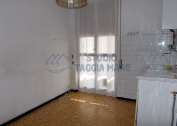 cucina (2) - Appartamento Via della Cornice, Taggia - foto 3