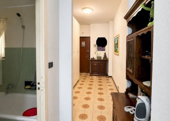 5 - Appartamento all'asta Via Napoli 78, Genova (zona Lagaccio) - foto 2
