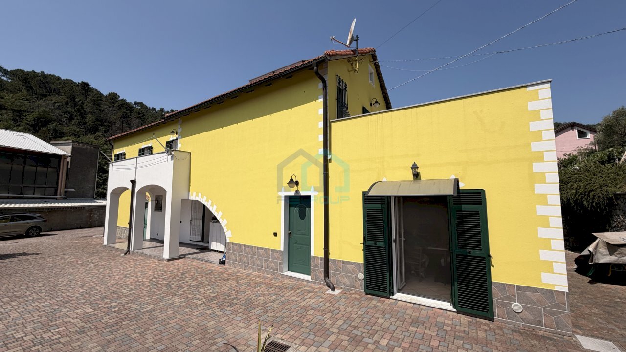VILLA ESTERNA - Villa Via Tecci 16, Quiliano - photo 1