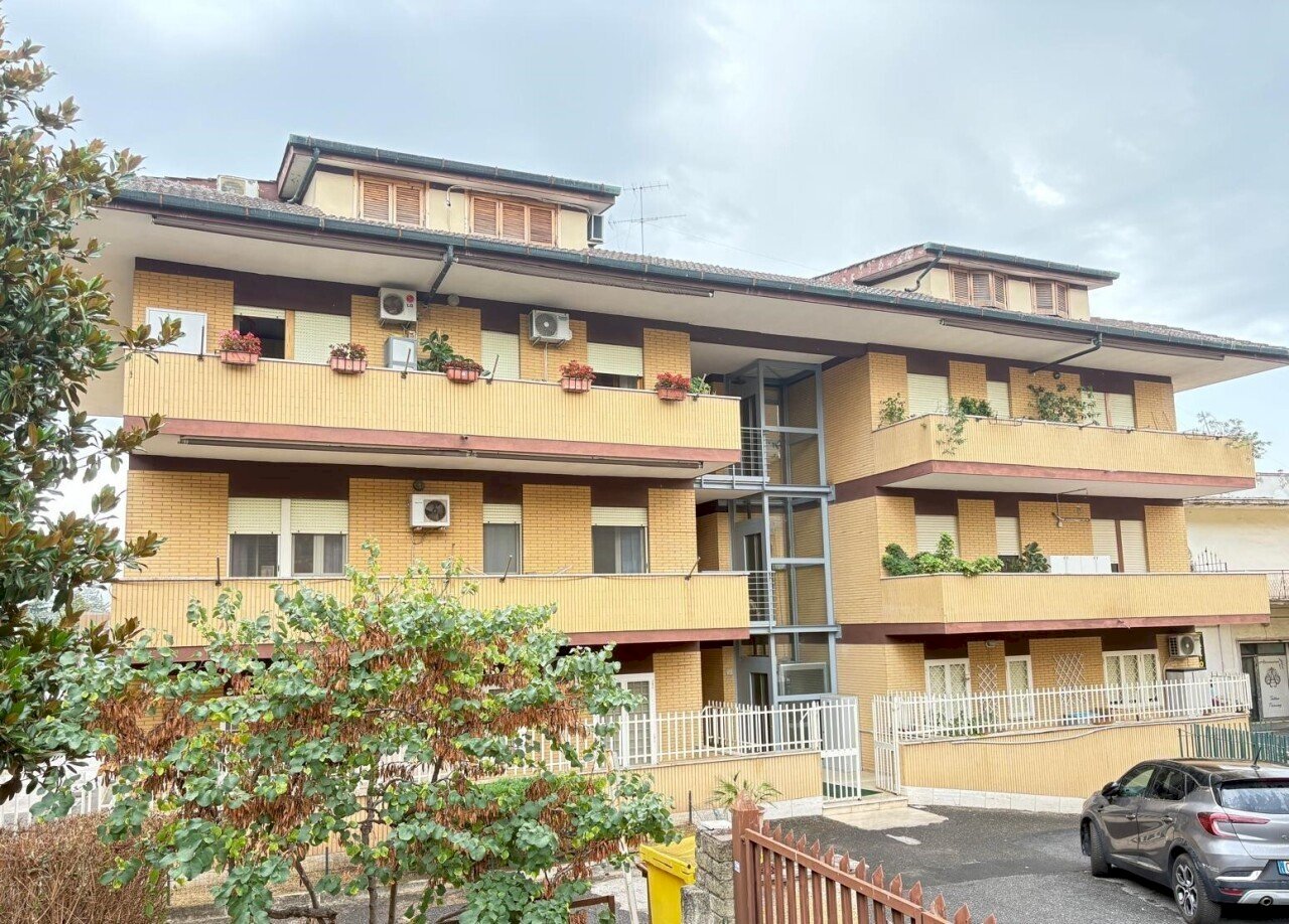1 - Appartamento Via Mario de Bernardi 16, Guidonia Montecelio - foto 1
