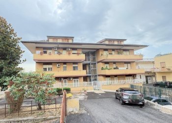 20 - Appartamento Via Mario de Bernardi 16, Guidonia Montecelio - foto 21
