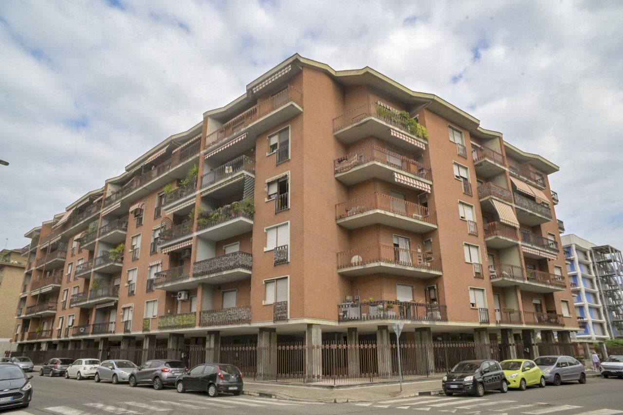 n bianchi 0 - Quadrilocale Via Nicomede Bianchi 102, Torino (zona Parella) - foto 1