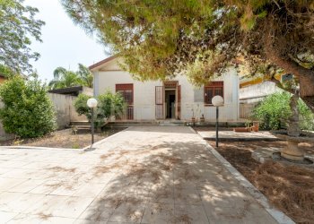 Villa Tremestieri (8) - Villa Via Michelangelo Buonarroti 4, Tremestieri Etneo - foto 2