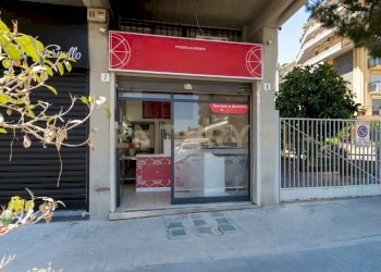 Via Aldebaran 7 CT (1) - Commercial Premises Via Aldebaran 7, Catania - photo 2