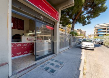 Via Aldebaran 7 CT (2) - Commercial Premises Via Aldebaran 7, Catania - photo 27