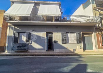 ec7903a3-3d4c-4264-9e92-44ff32d8b117 - Independent house Avola - photo 1