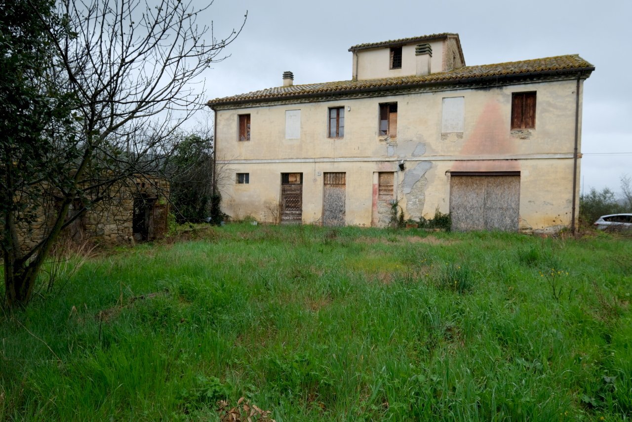FABBRICATO PRINCIPALE - Agricultural land Contrada Salerna 129, Cupramontana - photo 2