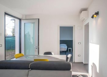 7 - Two-room apartment Strada Cornazzano 17, Parma - photo 1