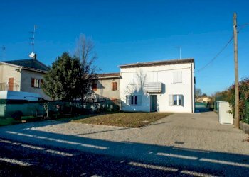45 - Two-room apartment Strada Cornazzano 17, Parma - photo 16