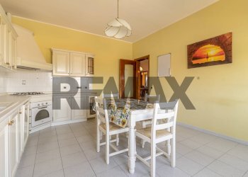 Three-room apartment Via Guglielmo Marconi, 1
Salussola, Salussola - photo 16