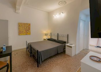 Negozio Via Privata Chiesa delle Grazie, Genova (zona Sampierdarena) - foto 4
