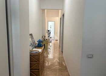 Three-room apartment Via Amendola, Rapallo - photo 2