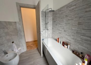 Three-room apartment Via Amendola, Rapallo - photo 16