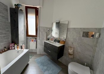 Three-room apartment Via Amendola, Rapallo - photo 17