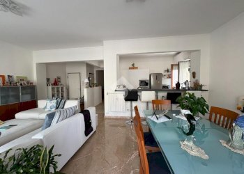 Two-room apartment Via Amendola, Rapallo - photo 17