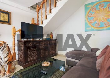 Villa Piazza Chiesa di Murta, 4 
 Bolzaneto, Genova (zona Bolzaneto) - foto 11