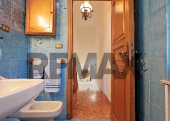 Villa Piazza Chiesa di Murta, 4 
 Bolzaneto, Genova (zona Bolzaneto) - foto 21