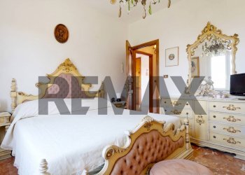 Villa Piazza Chiesa di Murta, 4 
 Bolzaneto, Genova (zona Bolzaneto) - foto 23