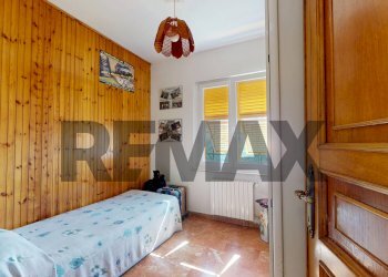 Villa Piazza Chiesa di Murta, 4 
 Bolzaneto, Genova (zona Bolzaneto) - foto 31