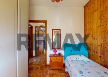 Villa Piazza Chiesa di Murta, 4 
 Bolzaneto, Genova (zona Bolzaneto) - foto 32