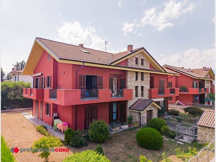 Appartamento Via Monte Ghinivert, 1, Pinerolo - foto 1