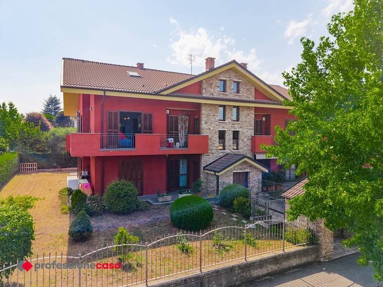 Appartamento Via Monte Ghinivert, 1, Pinerolo - foto 2