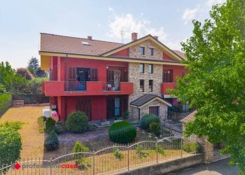 Apartment Via Monte Ghinivert, 1, Pinerolo - photo 2