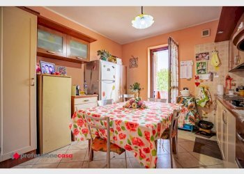 Apartment Via Monte Ghinivert, 1, Pinerolo - photo 13