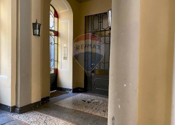 One-room apartment Centro, Torino, Torino (neighborhood Centro) - photo 4