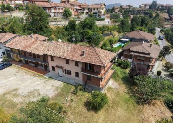 Independent house Castagnito - photo 1