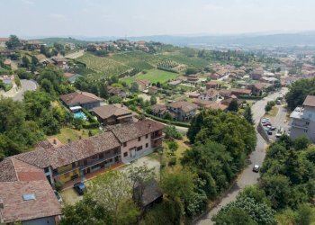 Independent house Castagnito - photo 11