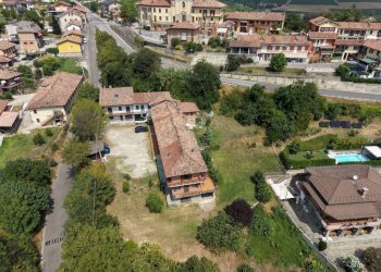 Independent house Castagnito - photo 12