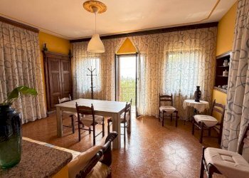 Independent house Castagnito - photo 16
