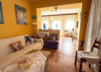 Independent house Castagnito - photo 22