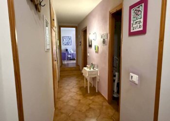 Independent house Castagnito - photo 40