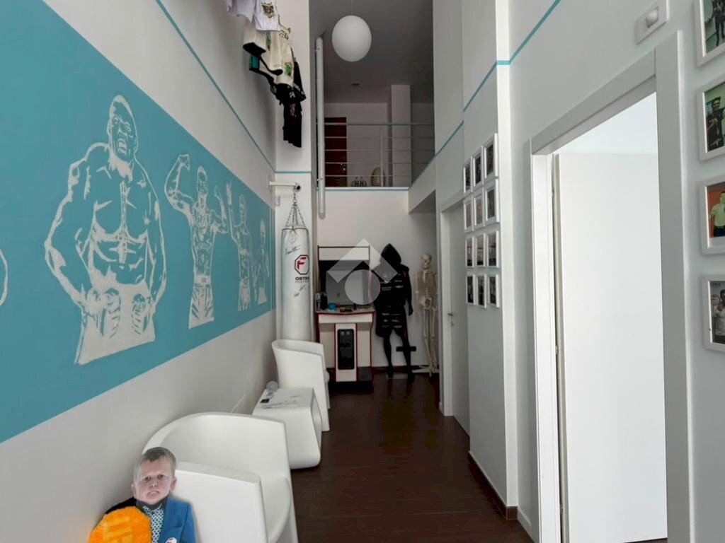 Negozio Negozio Bruno Cassinari, Milano (zona Rogoredo) - foto 1