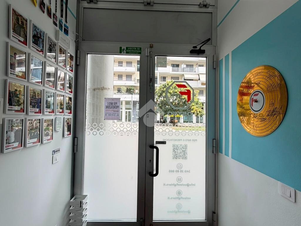 Negozio Negozio Bruno Cassinari, Milano (zona Rogoredo) - foto 2