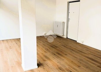 Negozio Negozio Via Freikofel, Milano (zona Rogoredo) - foto 7