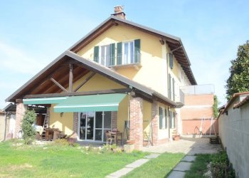 Casale Santena via Napoleone III 11, Santena - foto 1