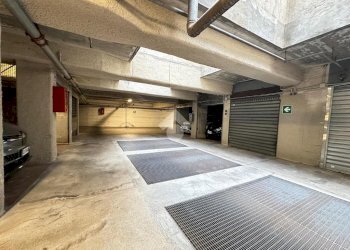 Posto Auto Via giuseppe frua, Milano (zona Washington) - foto 3