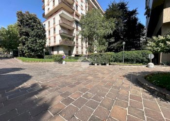 Posto Auto Via giuseppe frua, Milano (zona Washington) - foto 5