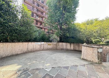 Posto Auto Via giuseppe frua, Milano (zona Washington) - foto 8
