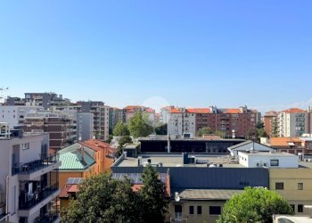 Quadrilocale Via delle Tuberose, Milano (zona Bande Nere) - foto 4