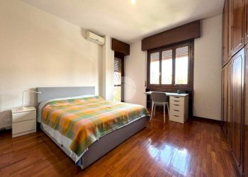 Trilocale Via carlo imbonati, Milano (zona Dergano) - foto 1