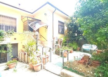 Casa semi indipendente Via rismondo, Torino (zona Mirafiori Sud) - foto 2