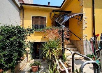 Casa semi indipendente Via rismondo, Torino (zona Mirafiori Sud) - foto 3