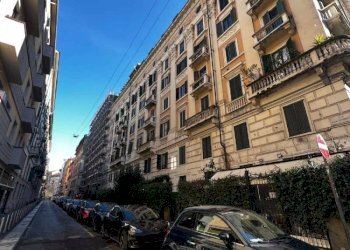 One-room apartment via CICCO SIMONETTA 11/A, Milano (neighborhood Ticinese) - photo 1