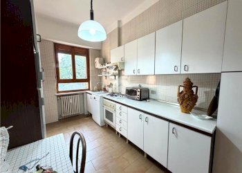 Apartment Via Cesare Balbo, Torino (neighborhood Vanchiglia) - photo 2
